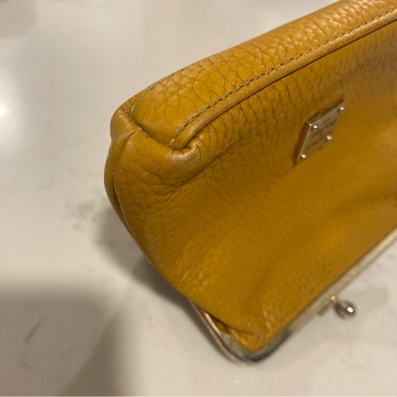 Dooney & Bourke - Camel/ Mustard Leather Coin Purse with Kiss-Lock Closure - Picture 7 of 13